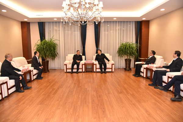 8A25BE290878329EAECEFD1D81A_EADE1A80_39D36.jpg?e=